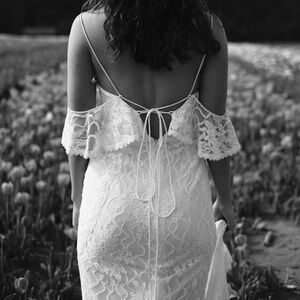 White Lace Wedding Dress